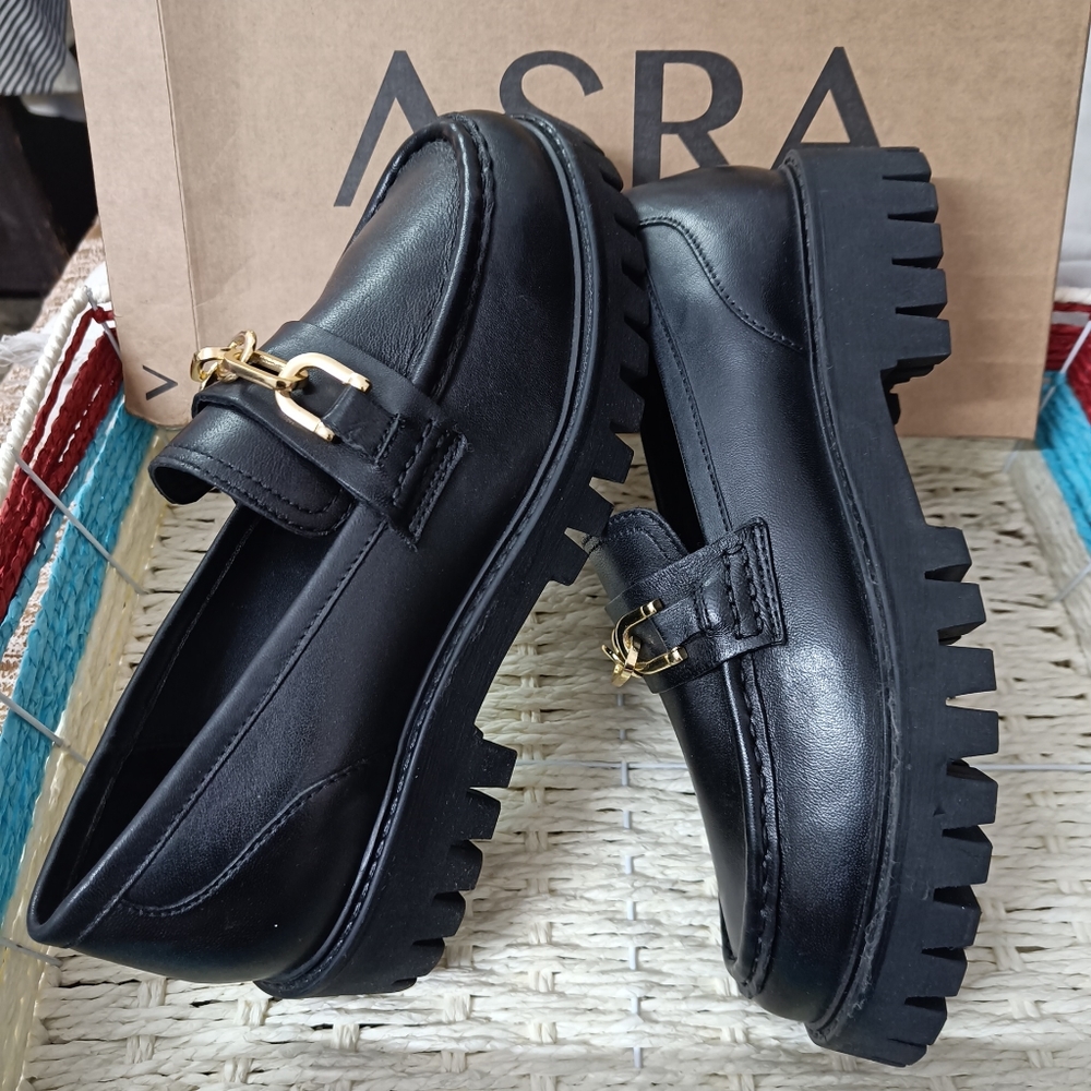 Freya Chunky Loafer - Picture 6 of 7